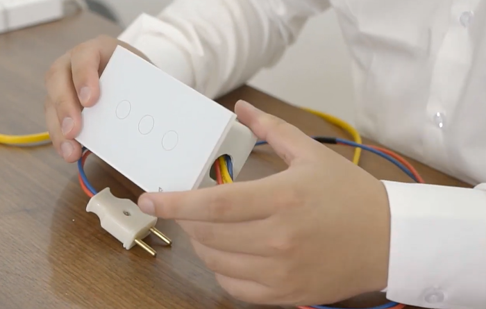 Hướng Dẫn Lắp Đặt Công Tắc Thông Minh Vconnex Cảm Ứng – Viền Nhôm Hướng Dẫn Lắp Đặt Công Tắc Thông Minh Vconnex Cảm Ứng – Viền Nhôm