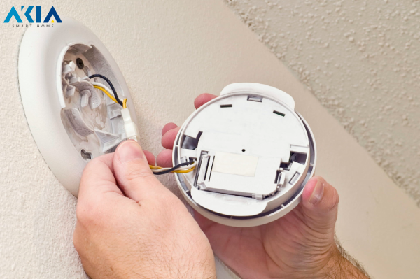 Cách Lắp Cảm Biến Khói Chỉ Với 7 Bước Nhanh Chóng - Chuẩn Kỹ Thuật 40 Nối Dây Điện Giữa Hệ Thống Và Cảm Ứng Khói