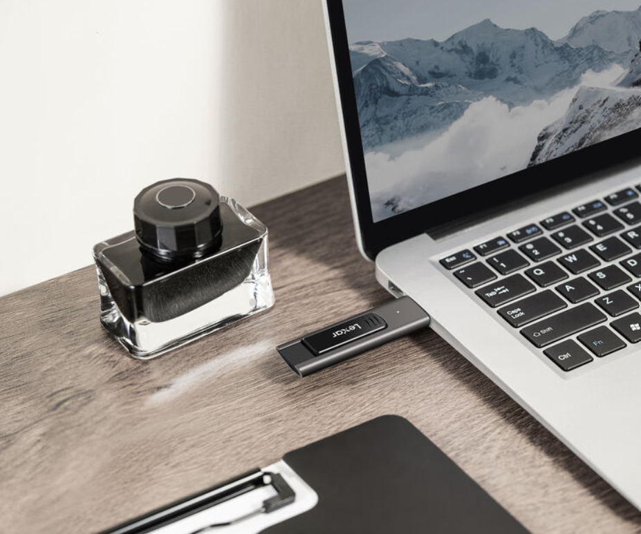 Usb Lexar Jumpdrive M900 Titanium Tốc Độ Cao
