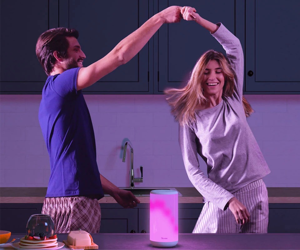 Đèn Ngủ Govee Aura Smart Table Lamp H6052 10 Đèn Ngủ Govee Aura Smart Table Lamp H6052 - Akia Smart Home