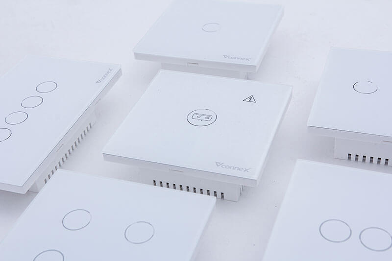 Công Tắc Vconnex Chống Giật Cho Bình Nước Nóng - Vuông - Viền Nhôm- Trắng Công Tắc Vconnex Chống Giật Cho Bình Nước Nóng - Vuông - Viền Nhôm- Trắng