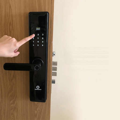Top 20 Khóa Cửa Điều Khiển Từ Xa Bằng Điện Thoại, Remote 34 Khóa Cửa Thông Minh Ab-24G Tích Hợp Camera 5 Chức Năng Là Sự Bổ Sung Mới Nhất Cho Dòng Khóa Cửa Homekit Thế Hệ Mới