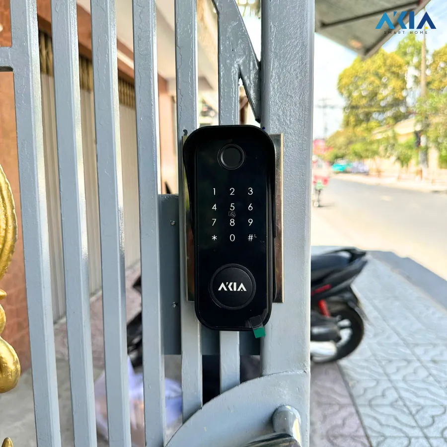 Top 12 Khóa Cổng Vân Tay