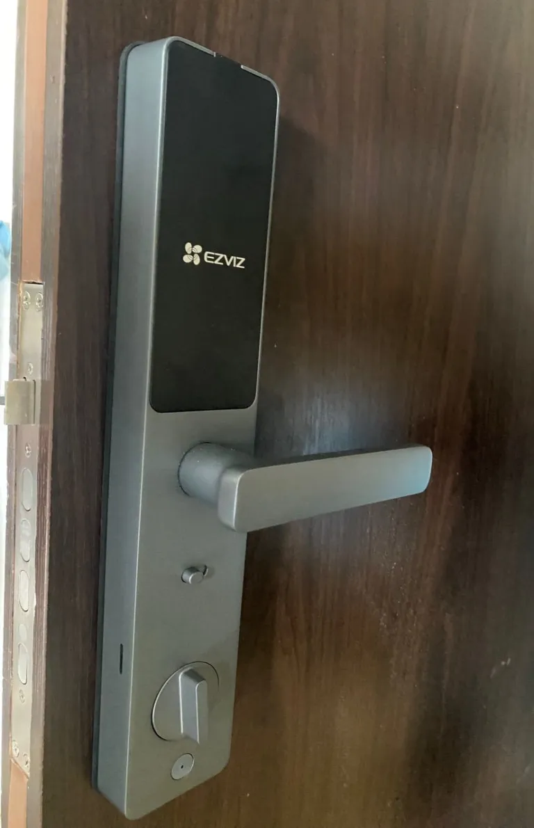 Khóa vân tay thông minh Ezviz DL05 - AKIA Smart Home