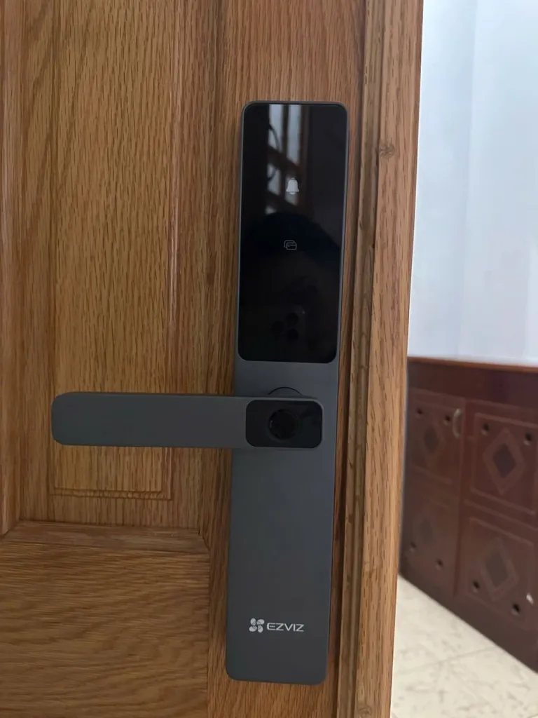 Khóa vân tay thông minh Ezviz DL05 - AKIA Smart Home