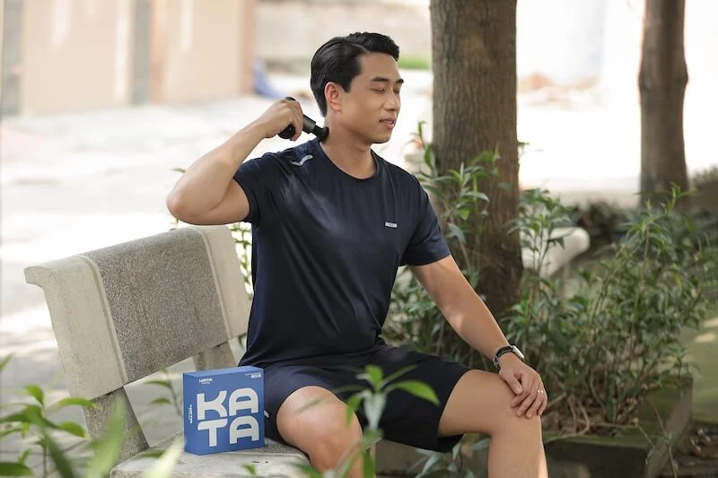 Sung-Massage-Kata-Mg30-Thuc-Te-7 Hình Ảnh Súng Massage Kata Mg30 Thực Tế 2
