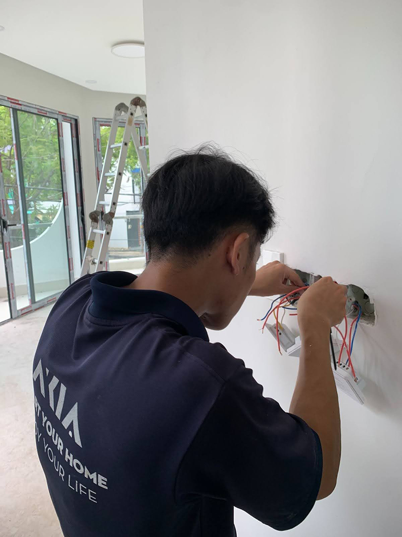 Akia Smart Home - Đơn Vị Thi Công Lắp Đặt Nhà Thông Minh Tại Cần Thơ Uy Tín 29 Đội Ngũ Kỹ Thuật Viên Akia Smart Home Dày Dạn Kinh Nghiệm, Đảm Bảo Mang Đến Công Trình Thẩm Mỹ, Chất Lượng