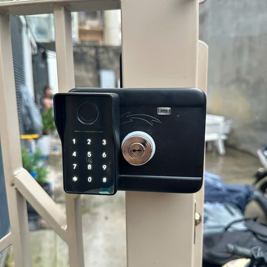 Khóa Cổng Vân Tay Thông Minh Akia N1 Chống Nước 48 Khóa Akia N1