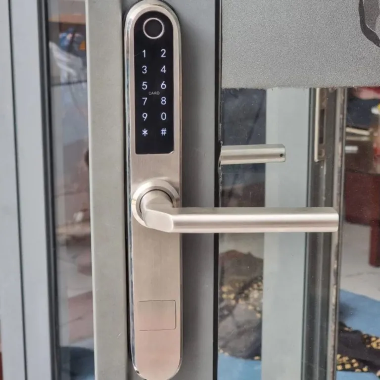 Khóa thông minh cửa nhôm Xingfa AKIA SL210 | AKIA