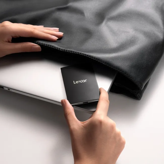Ổ cứng di động Lexar SL500 Magnetic Set SSD 2TB | AKIA