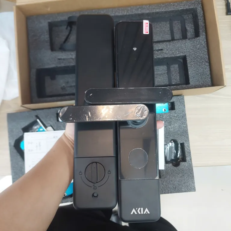 Khóa vân tay N22