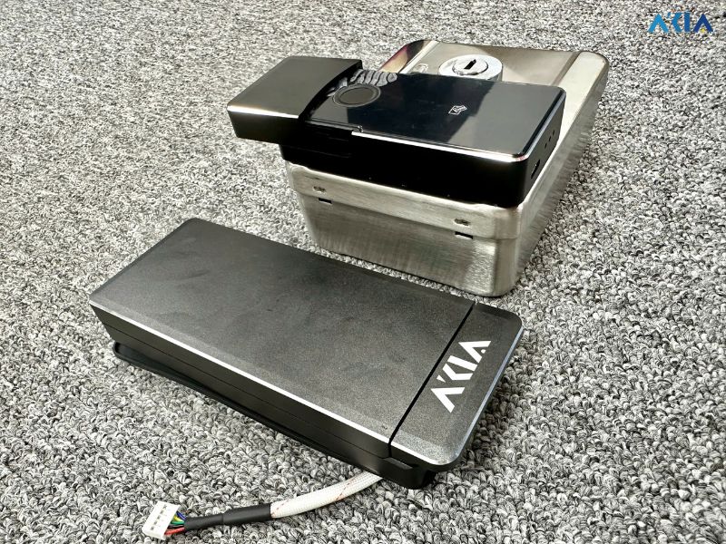 Khóa Vân Tay Thông Minh Akia N2 Dành Cho Khóa Cổng 34 Khóa Akia N2