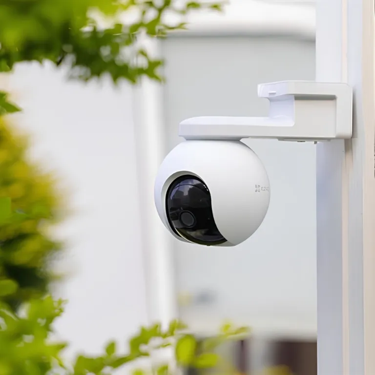 Camera ngoài trời 4G Ezviz EB8 2K & Tấm pin SolarPanelE - AKIA Smart Home