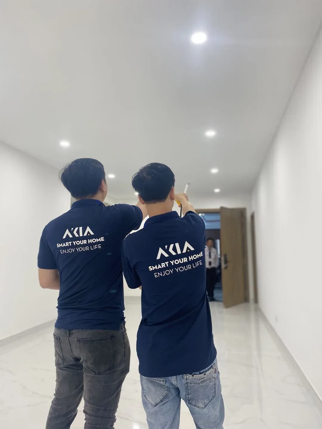 Khóa Cửa Thông Minh Loại Nào Tốt? Kinh Nghiệm Chọn &Amp; Top Mẫu Đáng Mua Nhất Trong Năm 2026 11 Khóa Vân Tay Loại Nào Tốt: Kỹ Thuật Viên Akia Smart Home Tư Vấn Và Căn Chỉnh Đố Cửa Tại Nhà Khách Hàng Tp.hcm 2026