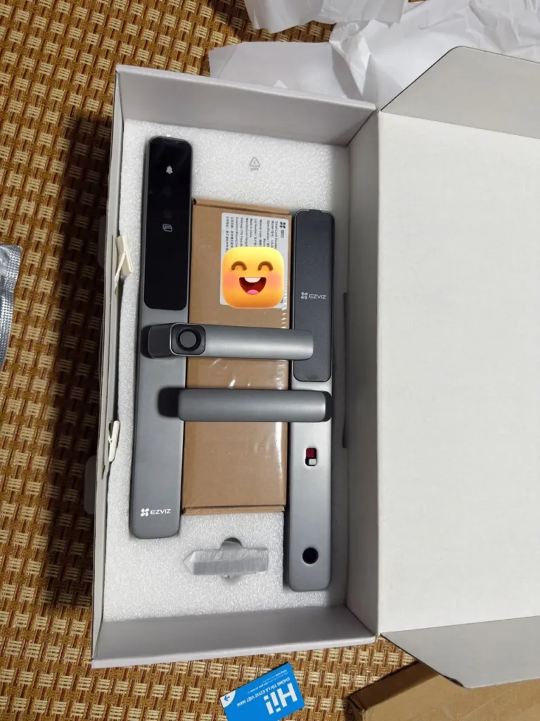 Khóa cửa nhôm Ezviz DL06 – 1 mặt vân tay - AKIA Smart Home