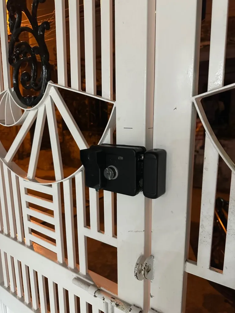 Khóa cổng vân tay thông minh AKIA N1 chống nước - AKIA Smart Home